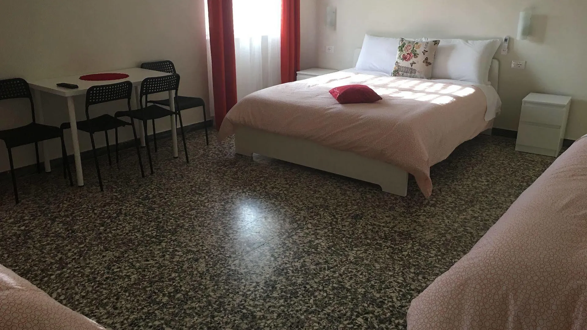 Bed & Breakfast Aliante B&B Pisa