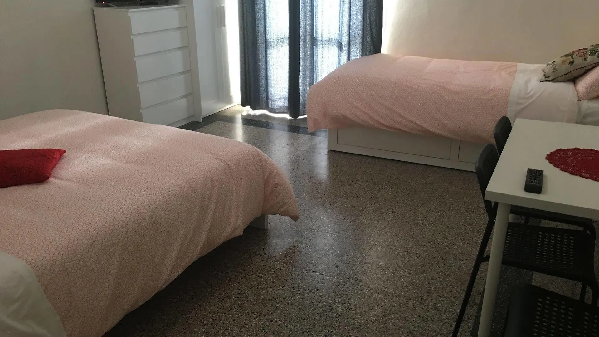 Aliante B&B Pisa 3*,