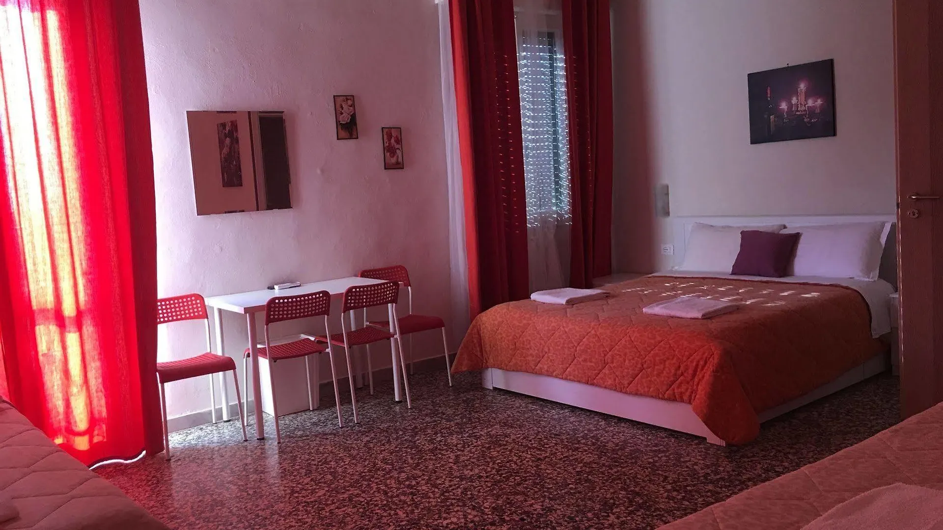 Aliante B&B Pisa 3*,  Italy