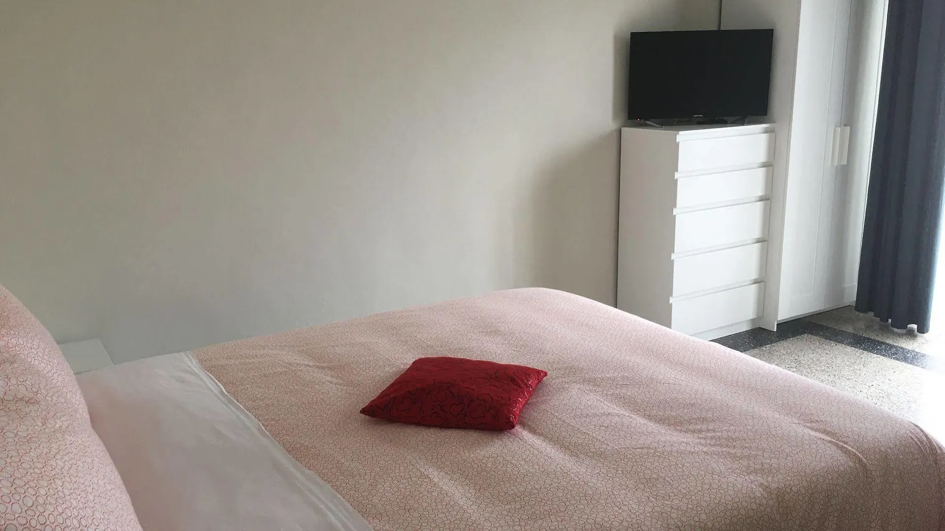 Bed and Breakfast Aliante Turist House Piza Nocleg ze śniadaniem